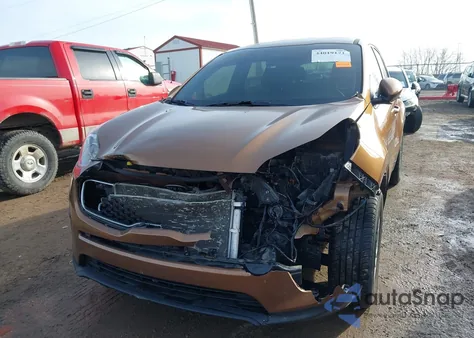 2019 Kia Sportage Lx z USA, uszkodzony, nr VIN KNDPM3ACXK7530242